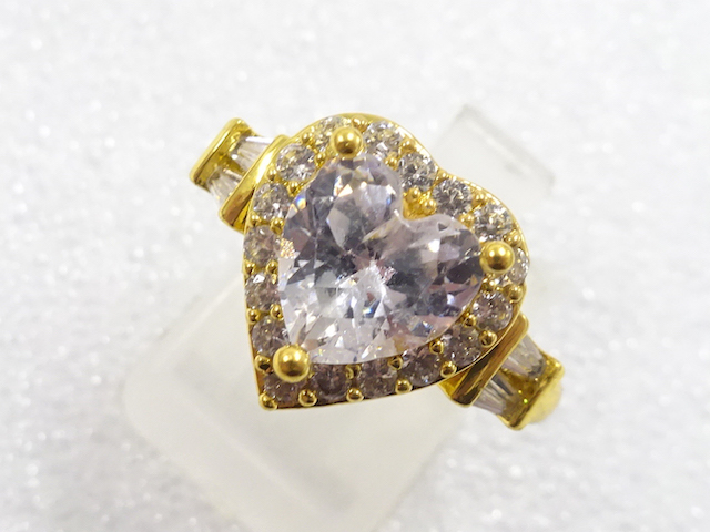 JAPANESE KIMONO / ANTIQUE CRYSTAL RING (SIZE 15)